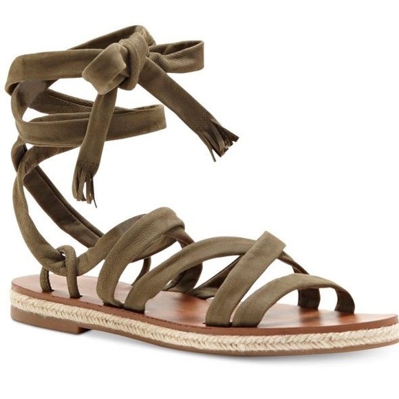 Lucky Brand Shoes - Never wore Lucky brand dalty lace up sandal